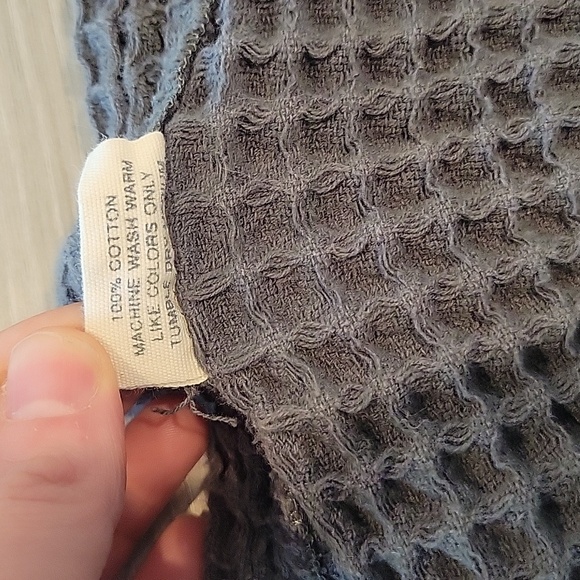 Bathen Robe - Picture 4 of 4